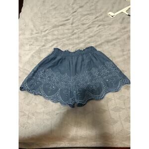 Smell the Roses Blue Embroidered Shorts Size Large Floral